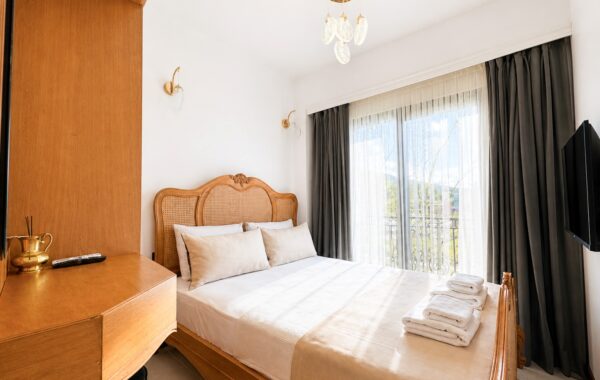Standart Bahçe Manzaralı Oda